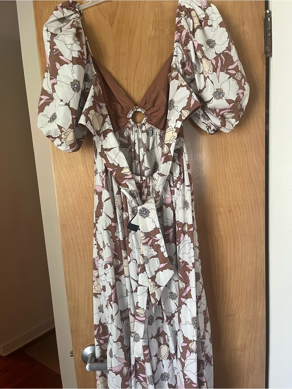 Abercrombie & Fitch Cream Maxi Dress with Mauve & Brown Floral Print - Picture 2 of 8